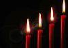 Quattro candele accese nel buio