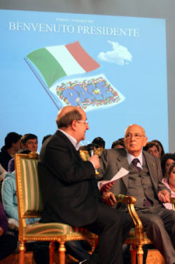 Ernesto Olivero accoglie il pesidente Giorgio Napolitano